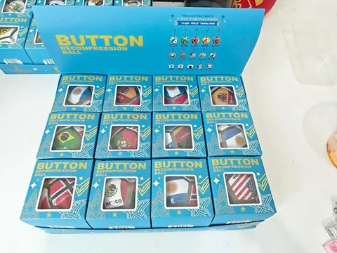 Cross-Border Soccer-Themed Stress Relief Button Balls